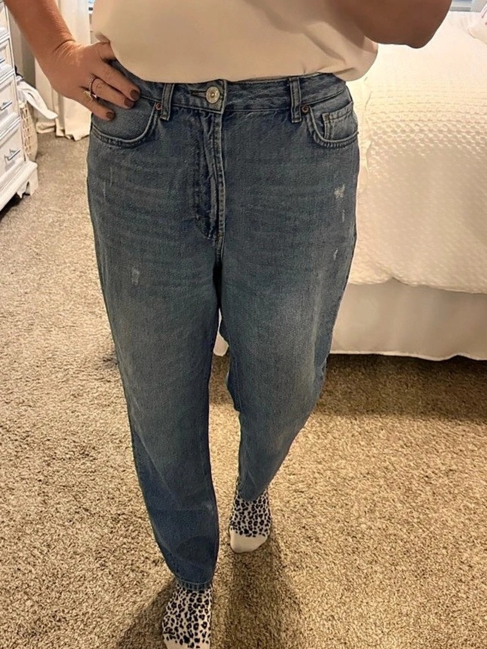 BDG Urban Outfitters Light Wash Mom Jeans Size 30